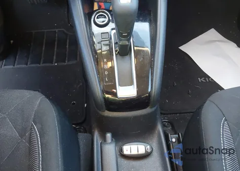 2020 Nissan Kicks S Xtronic Cvt z USA, uszkodzony, nr VIN 3N1CP5BV8LL536039